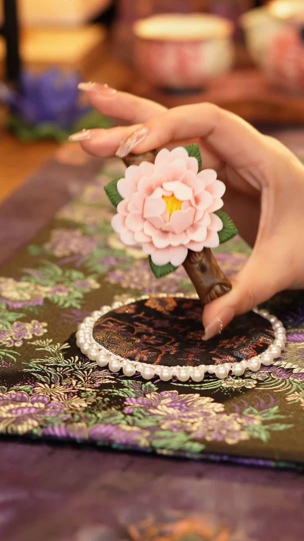 牡丹香插··········
