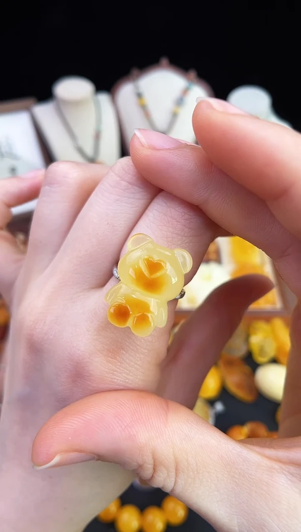 琥珀未镶嵌珠宝奇石柒月