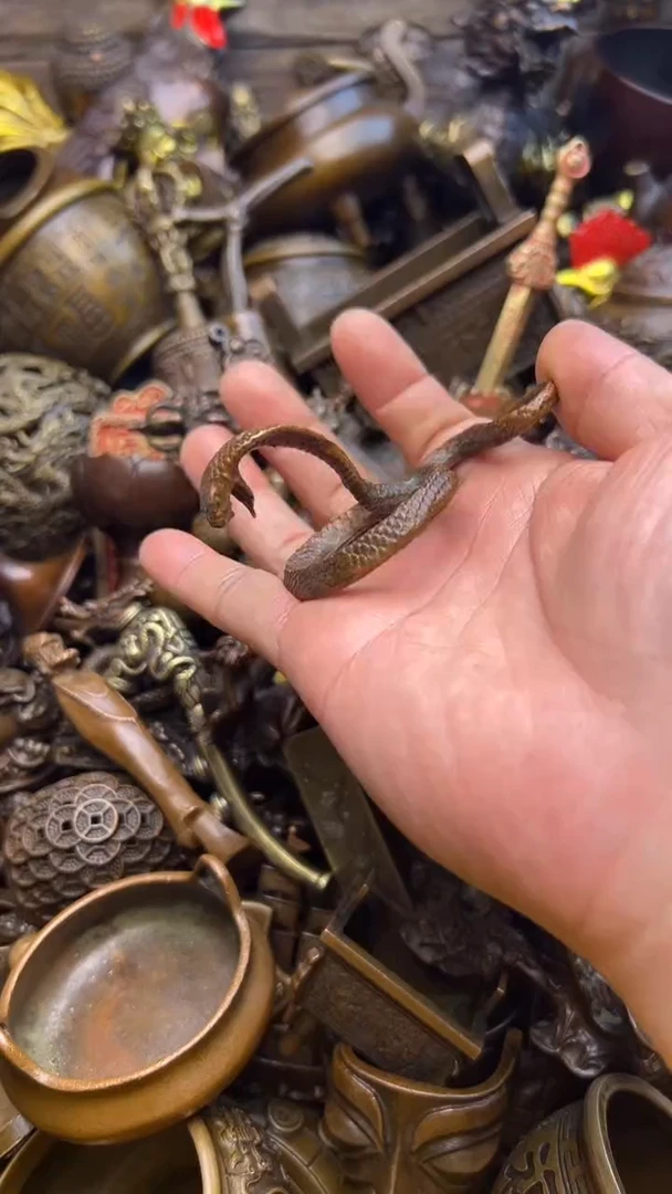 精美铜器，点击下单