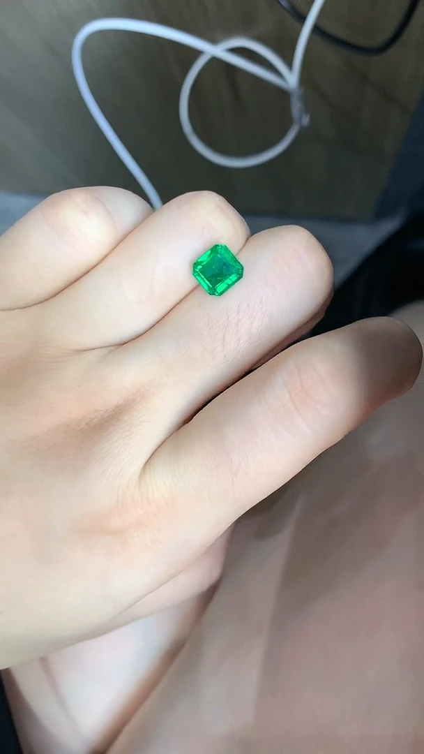 裸石祖母绿沃顿绿裸石1.88ct