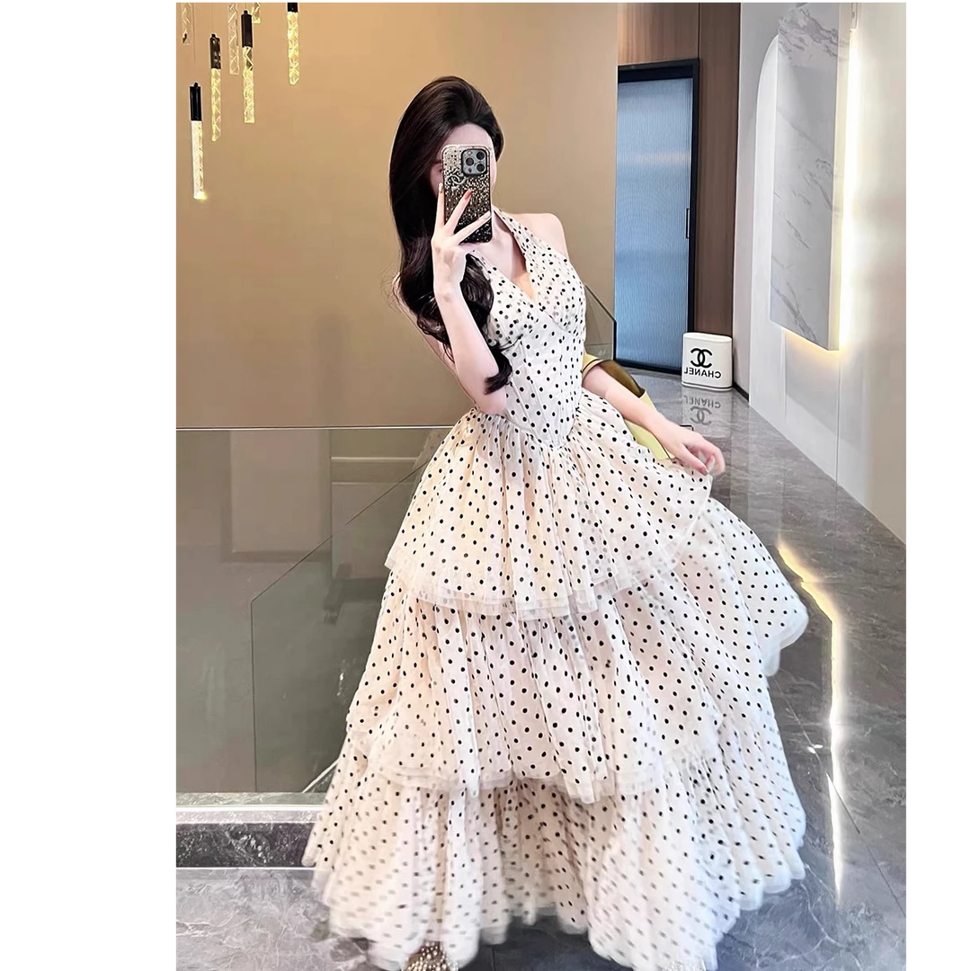 带胸垫鱼骨法式复古波点度假风显瘦挂脖长裙名媛公主生日小礼服裙
