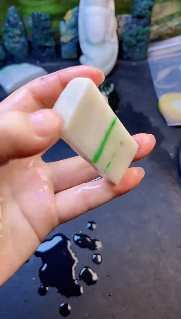 【闪购商品】翡翠颈饰未镶嵌125天然翡翠