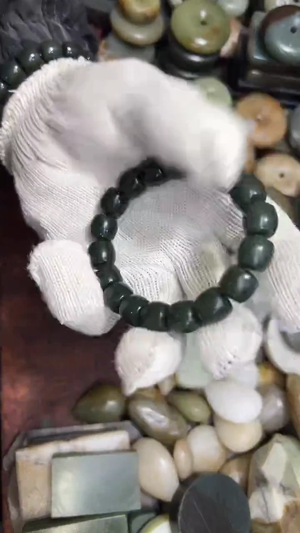 未镶嵌和田玉珠宝半成品1