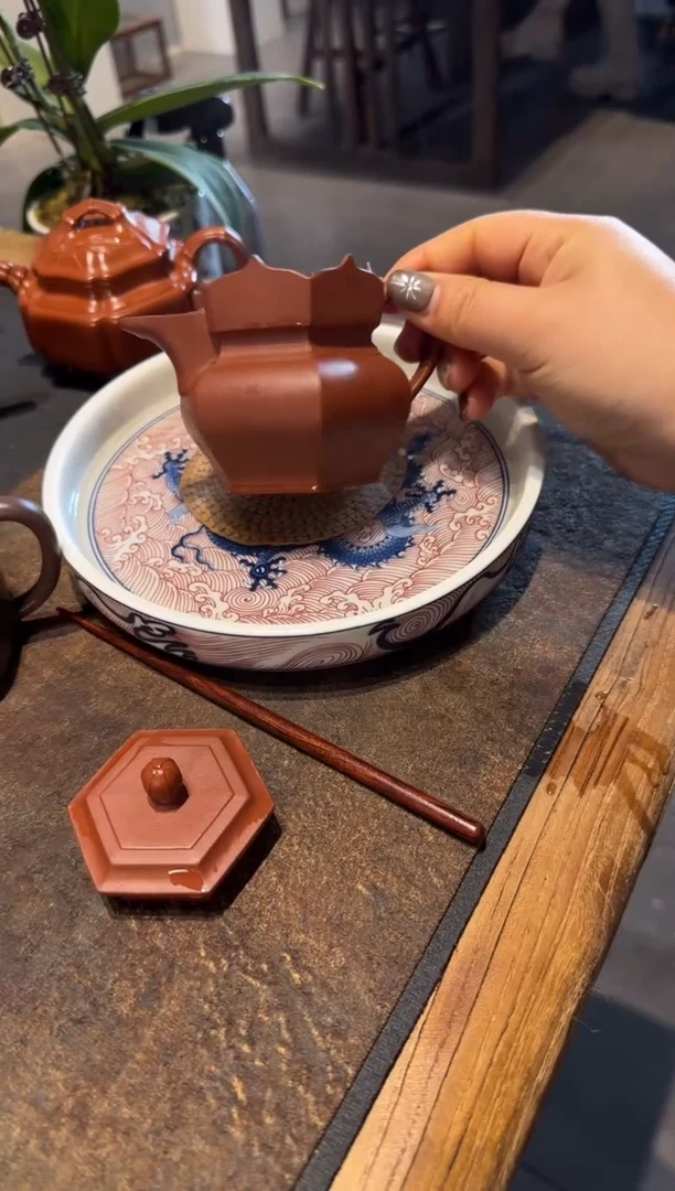 【闪购商品】紫砂茶壶朱泥小僧帽 135cc【排单】