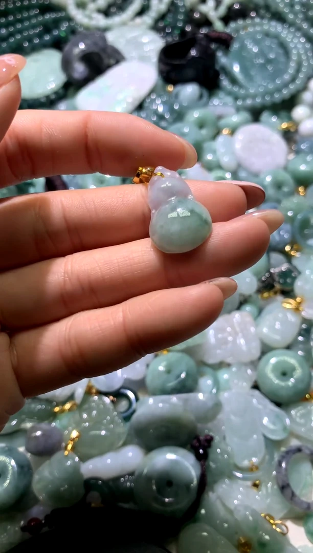吊坠(不含链)未镶嵌翡翠1