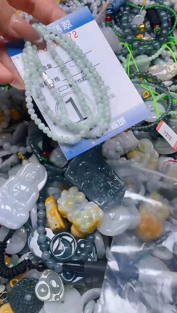 颈饰未镶嵌翡翠闪购0382872