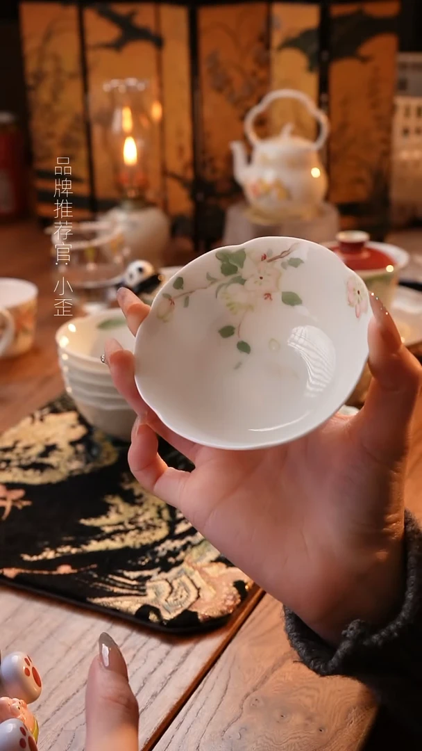 【闪购商品】梨花-哈哈哈哈哈哈哈哈哈