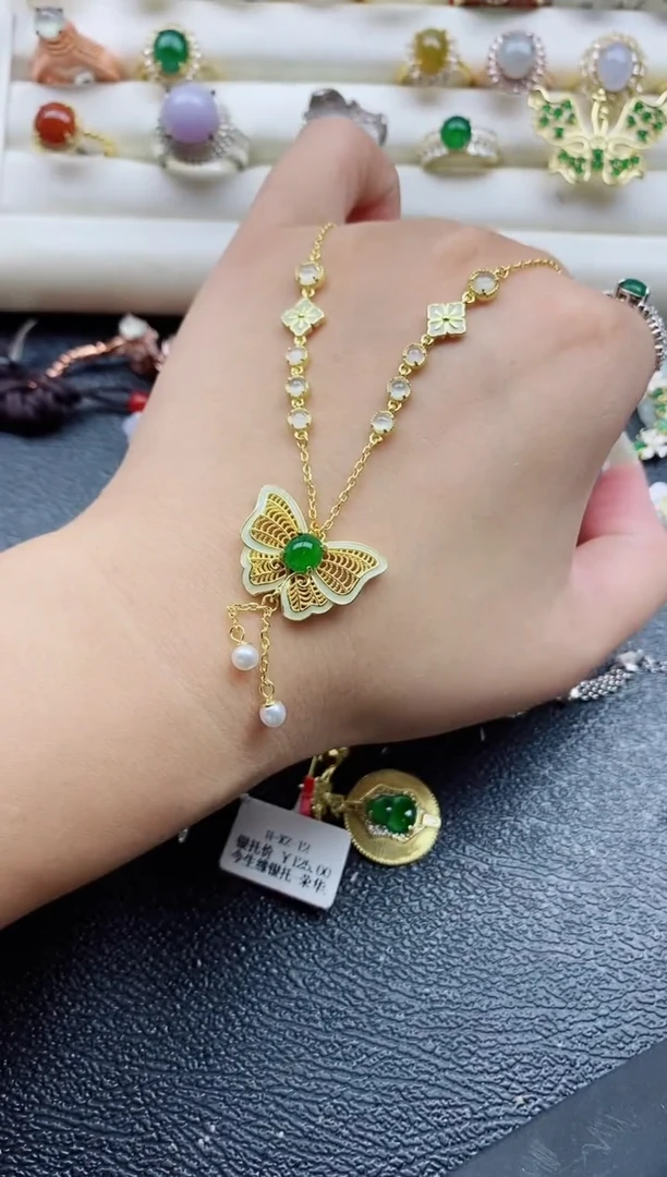 银S925镶嵌戒指翡翠1