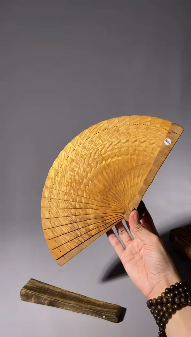 金丝楠๑***๑520号18cm小叶桢楠扇子