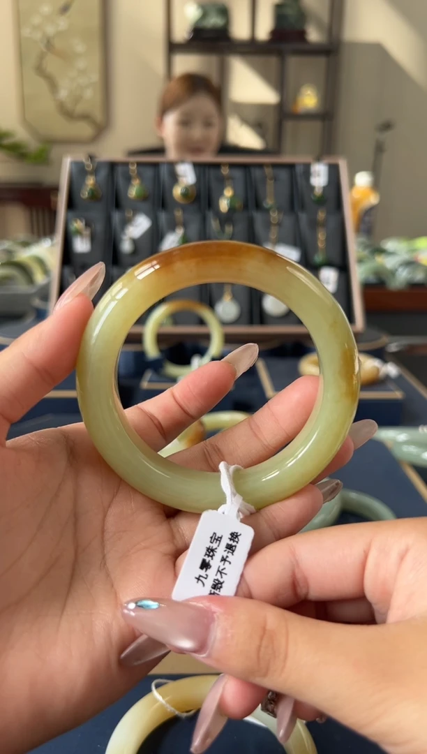 未镶嵌手镯和田玉A0081-60