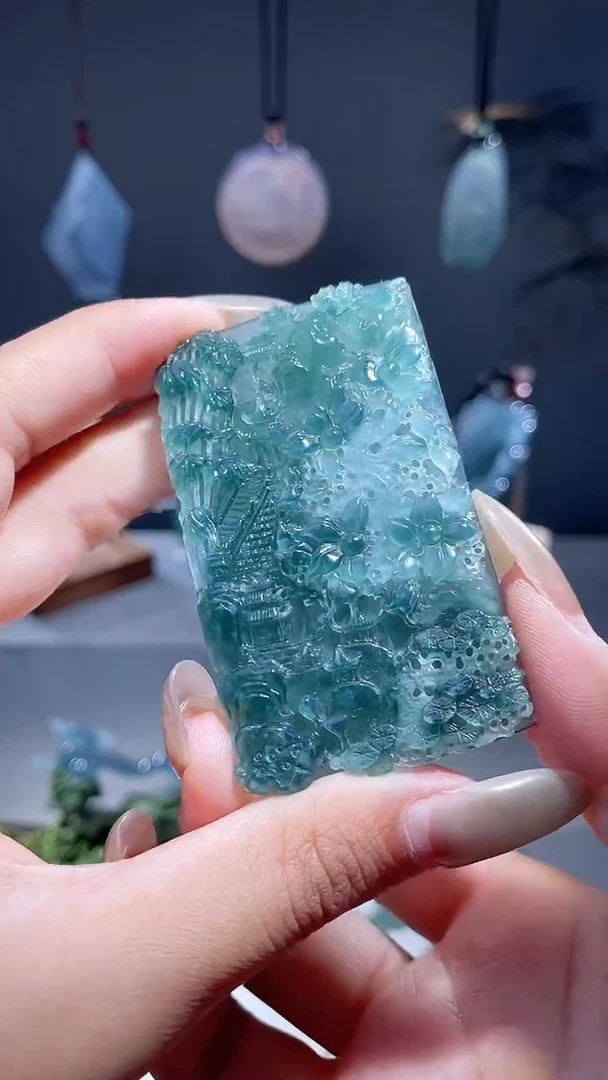颈饰未镶嵌翡翠山水