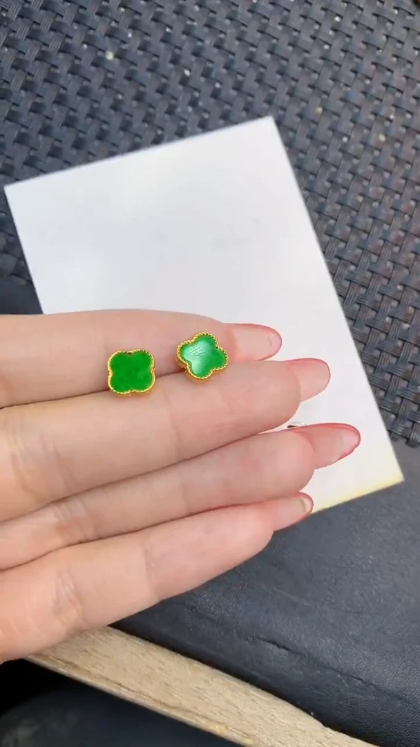 颈饰未镶嵌翡翠1