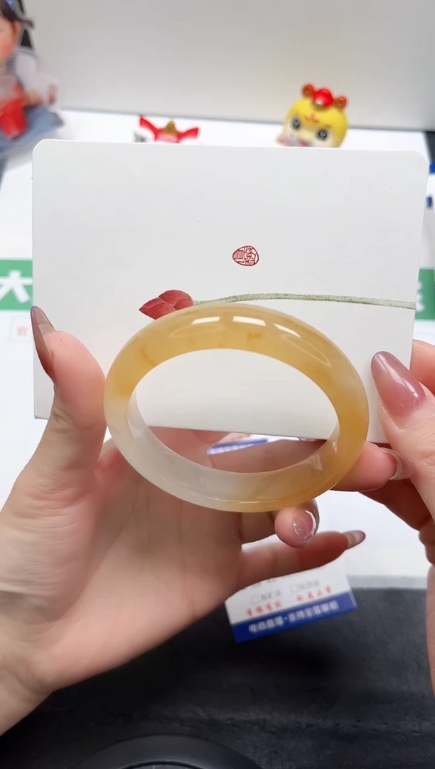 【闪购商品】石英质玉手镯未镶嵌80-59