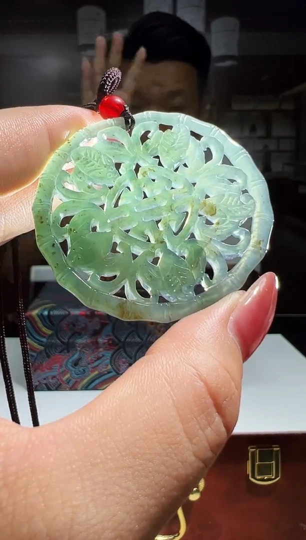 翡翠未镶嵌颈饰0617175365