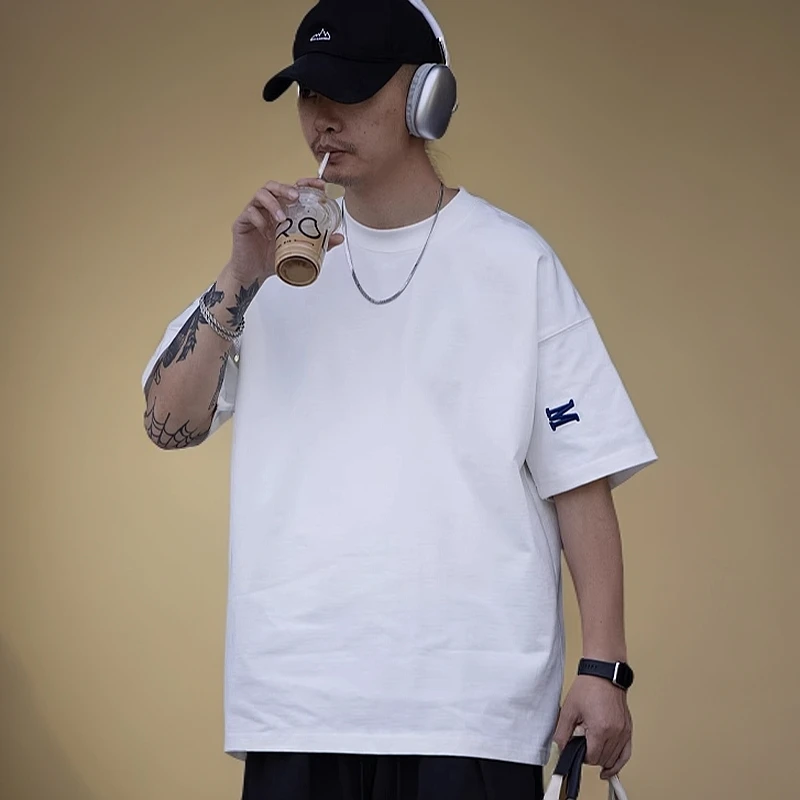 加大码300斤上衣白色刺绣纯棉短袖半袖潮流休闲新款宽松显瘦t恤衫