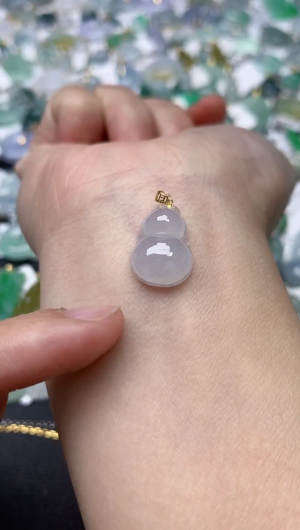 颈饰18K金镶嵌翡翠天然缅甸A货翡翠