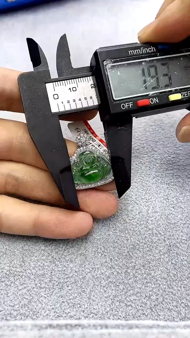 颈饰未镶嵌翡翠翡翠佛公吊坠