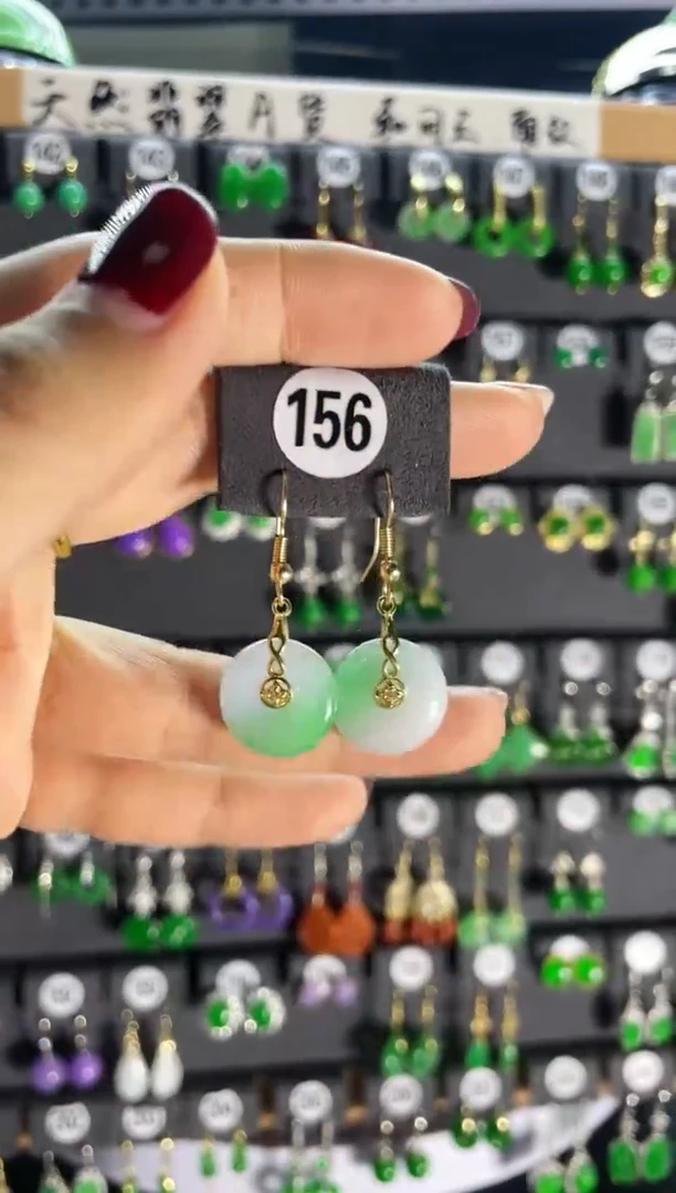 【闪购商品】翡翠耳饰银S925镶嵌156....