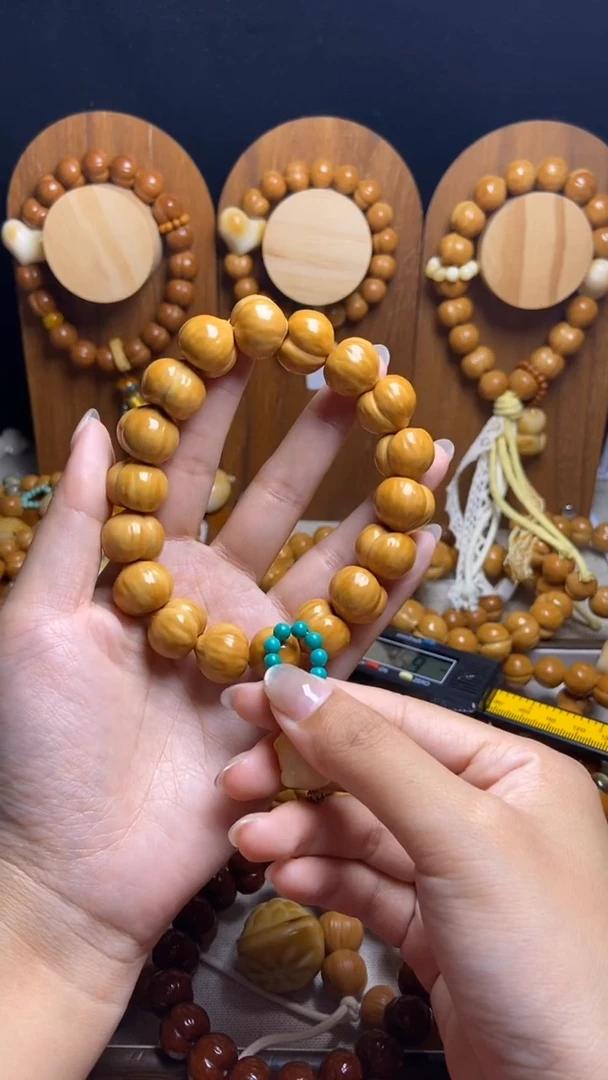 手串猴头核桃糯****子全品聚宝盆绿跑环吊坠手串