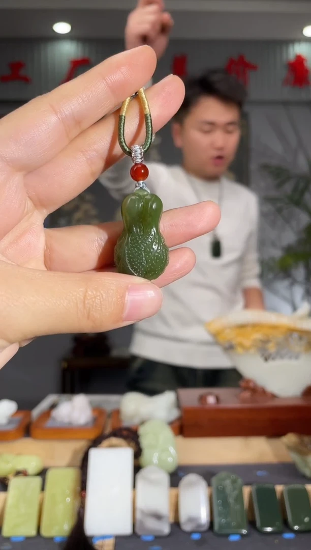 【闪购商品】和田玉颈饰未镶嵌拍一发一 多样性发货