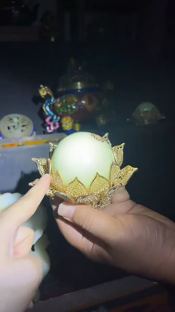 和田玉未镶嵌挂件莲花珠子.1件.圆