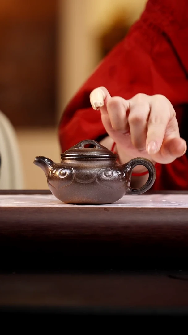 51 蟹黄段柴烧仿古如意180cc