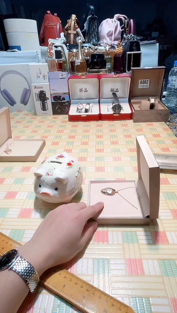 瓷片瓷器 库房到期 全部地板价@@1