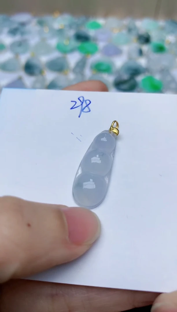 【闪购商品】翡翠颈饰18K金镶嵌天然翡翠A货    298
