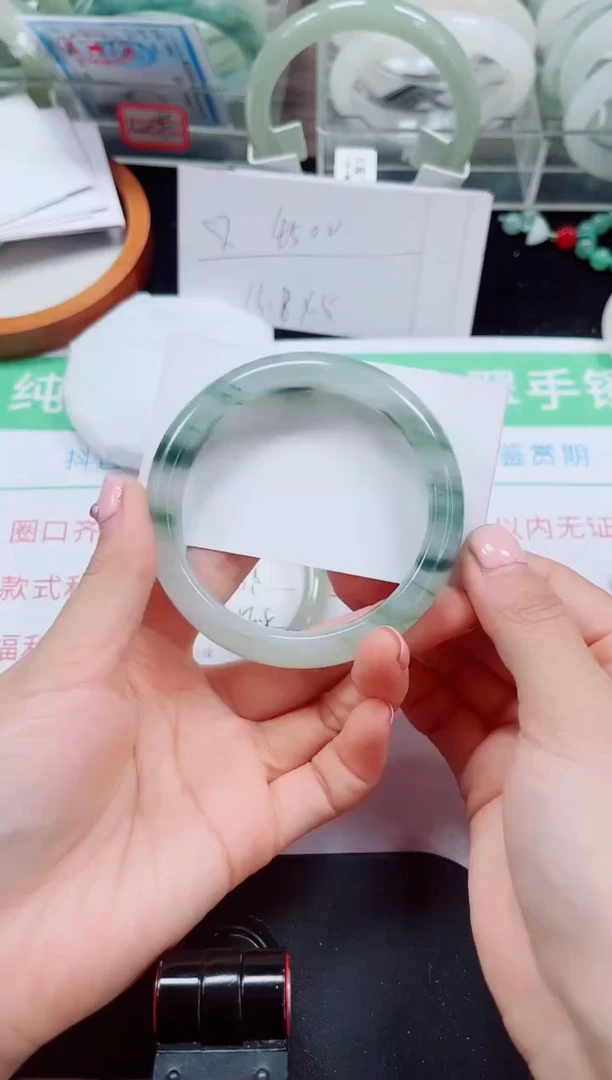 未镶嵌手镯石英质玉89-60/61