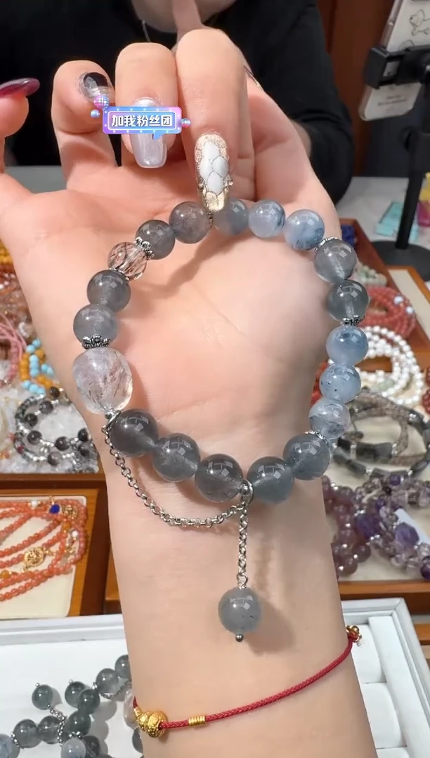 【闪购商品】水晶手链银S925镶嵌A009蓝兔毛设计款