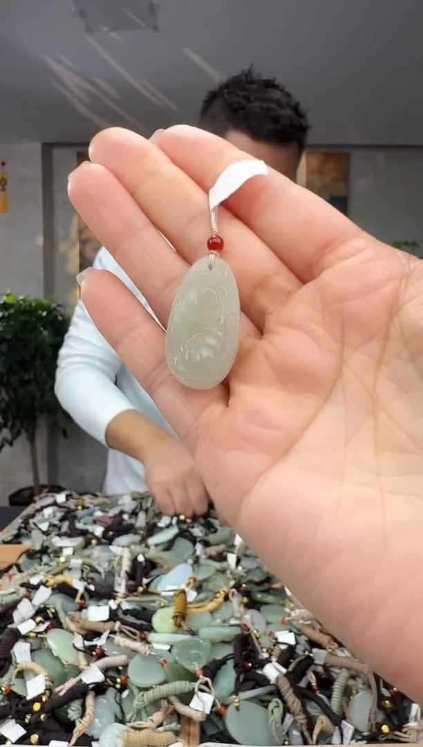 颈饰未镶嵌和田玉拍一发一多样性发货