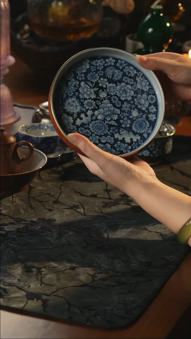 瓷片一如山坊