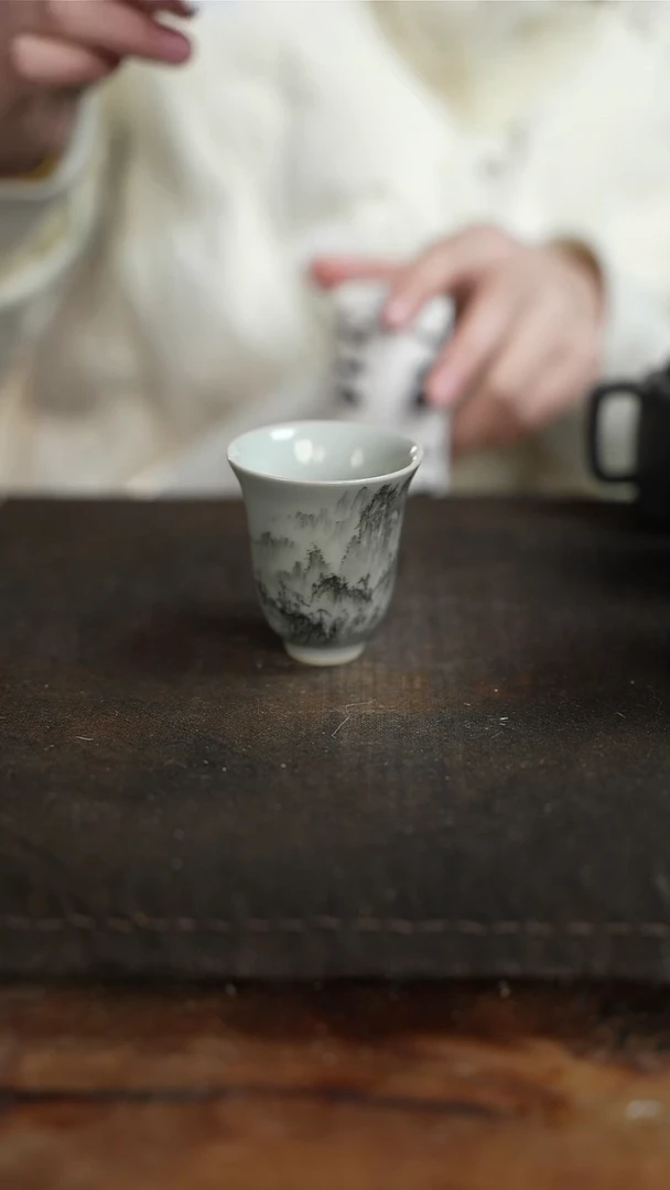 【闪购商品】杯713等烟雨陶瓷手绘主人杯