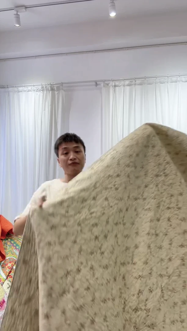 棉140*200纯棉床盖90号微瑕
