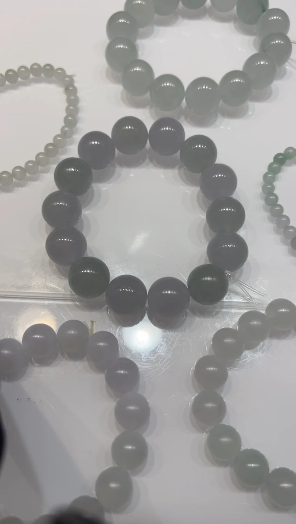 未镶嵌定制翡翠手串