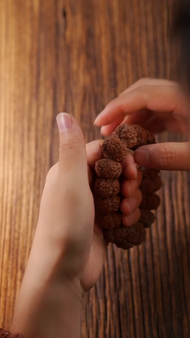 金刚菩提手串22mm 全品夹板