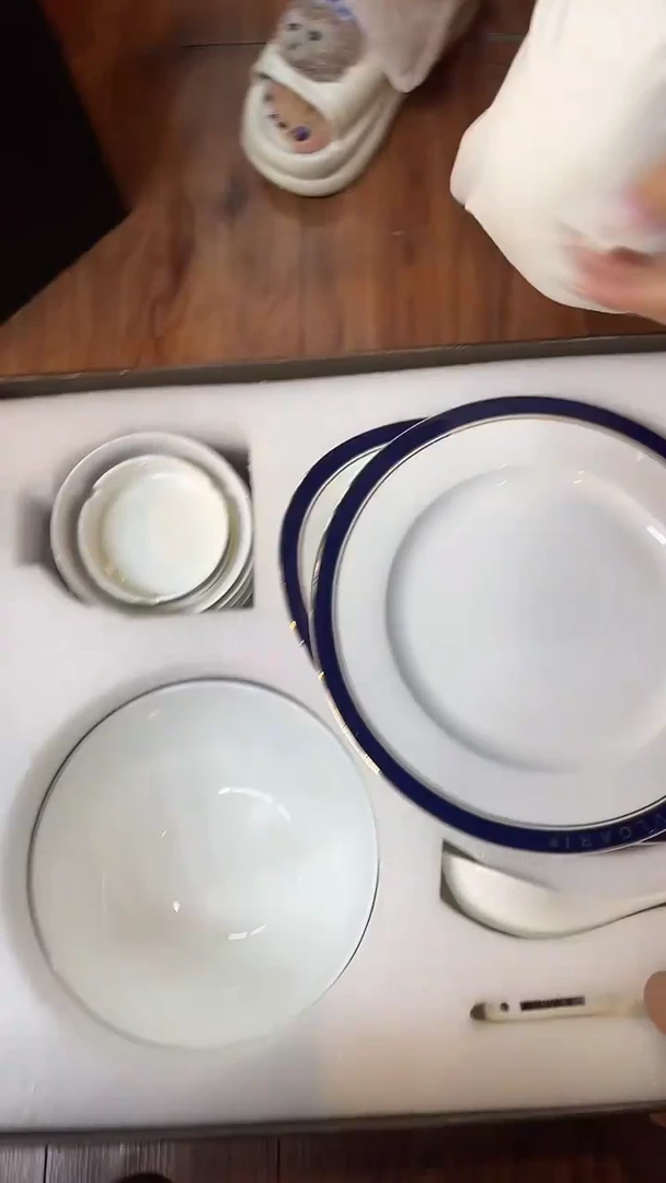 杯鸿辉家品牌瓷器，京东包邮！