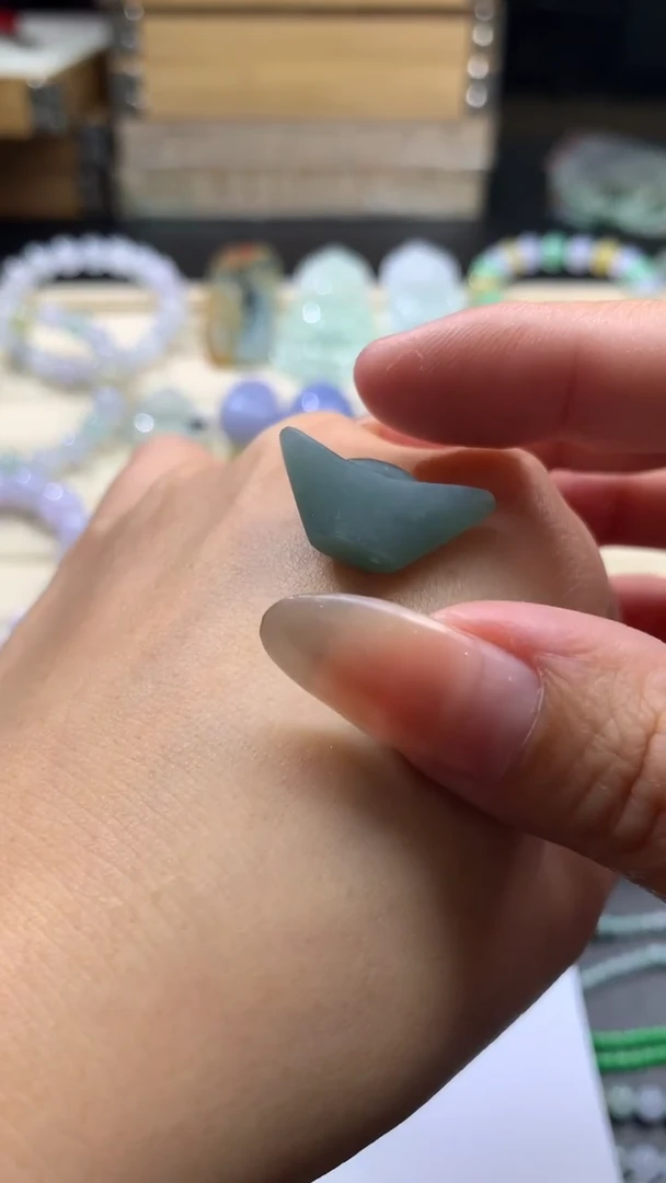 【闪购商品】定制翡翠未镶嵌翡翠