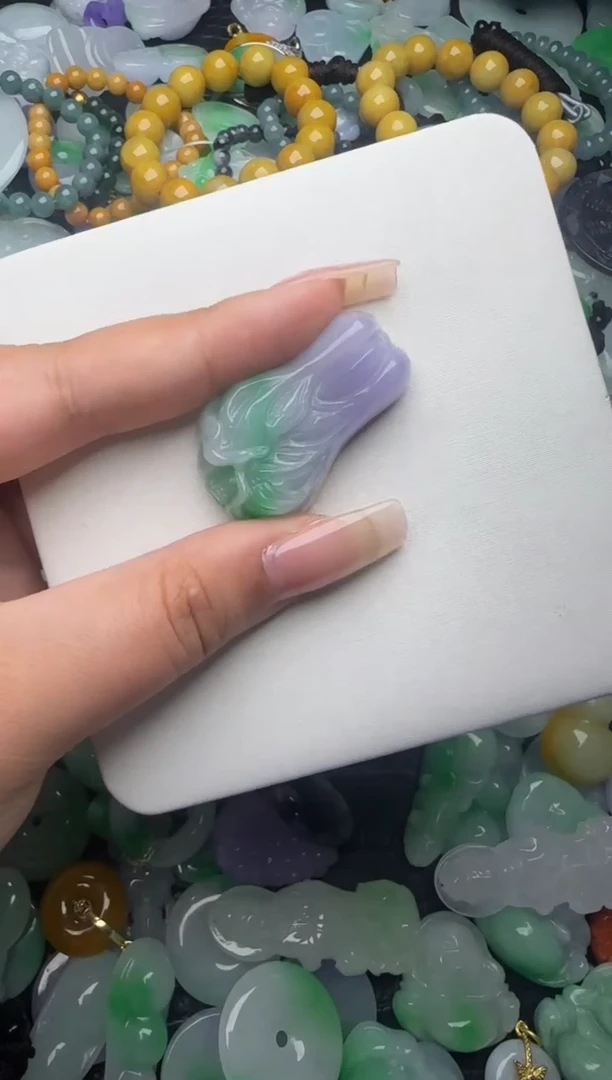 翡翠未镶嵌颈饰天然缅甸翡翠吊坠