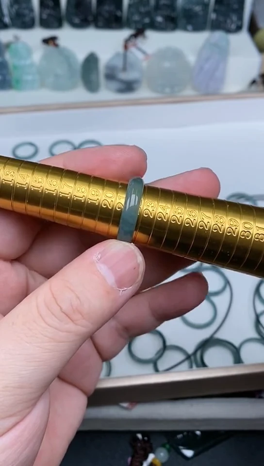 【闪购商品】翡翠颈饰未镶嵌天然A货翡翠一物一证