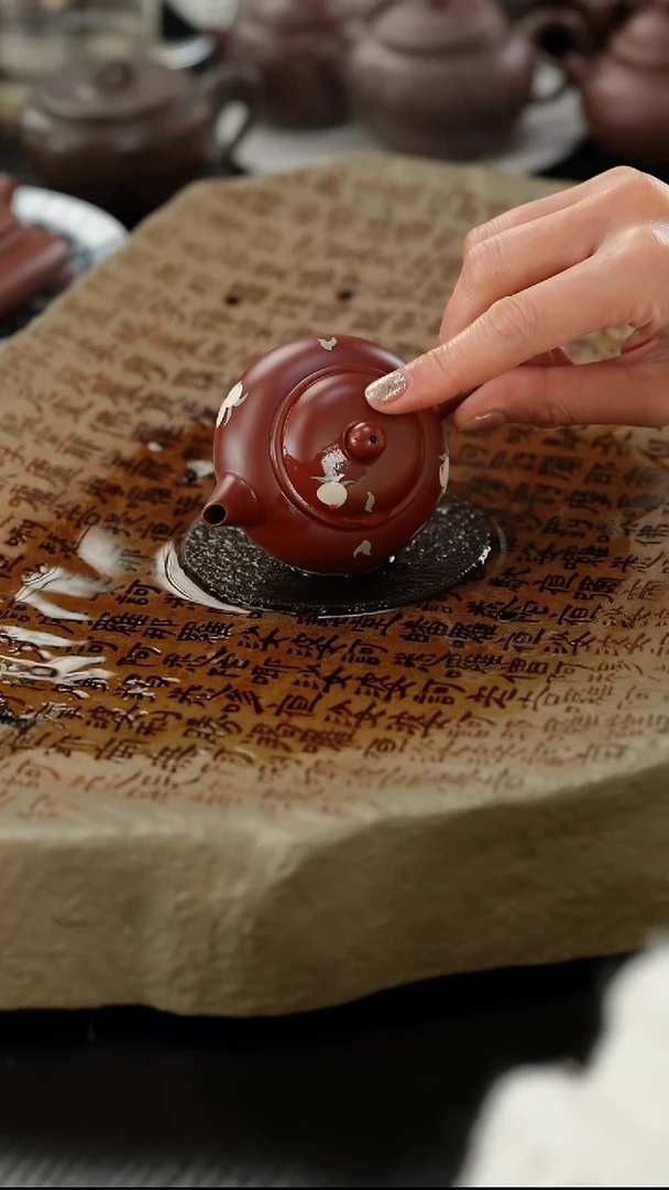 茶壶紫砂朱泥水平泥绘100cc