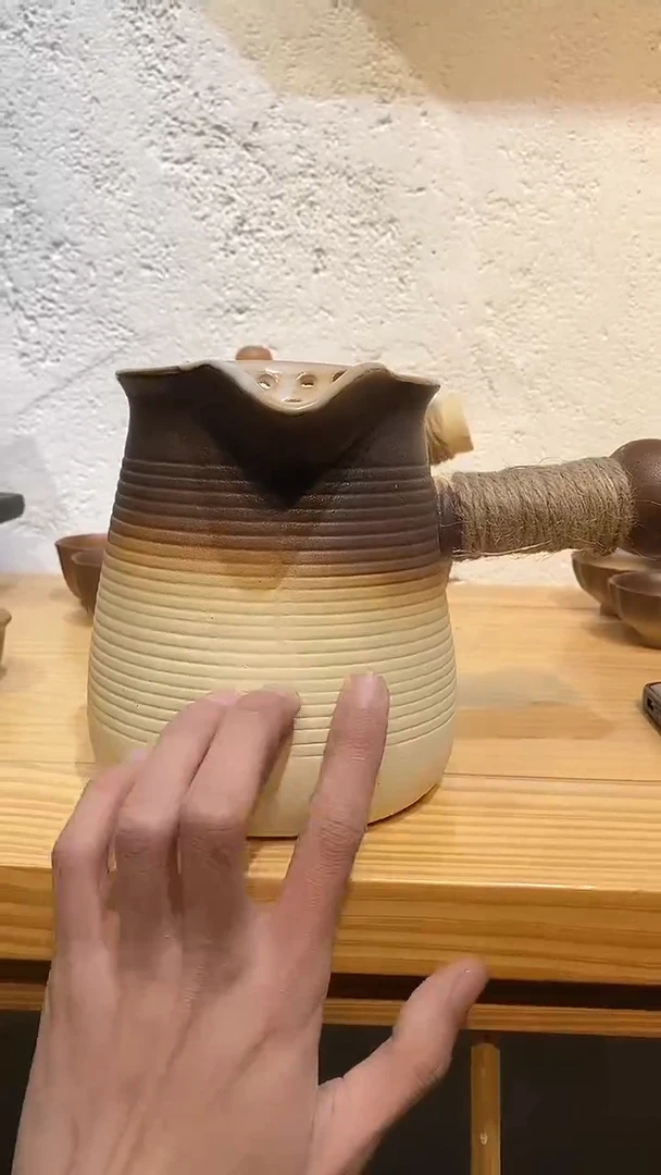 【闪购商品】1500ml黑色禅意罐罐壶  嘻嘻嘻