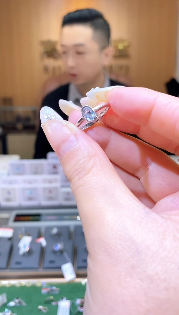 【闪购商品】海蓝宝石戒指银S925镶嵌天然海蓝宝戒指