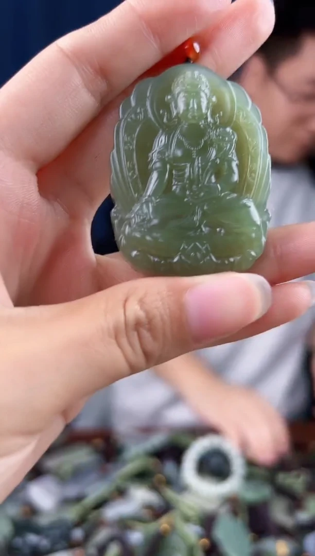 未镶嵌和田玉挂件拍一发一