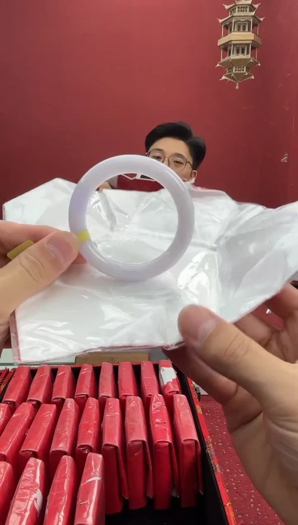 翡翠手镯（圆镯）未镶嵌11手镯