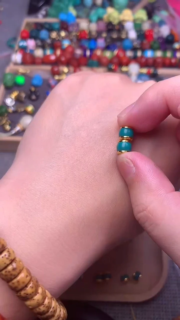 颈饰琉璃精工镶嵌汉堡卡6+mm 一对发