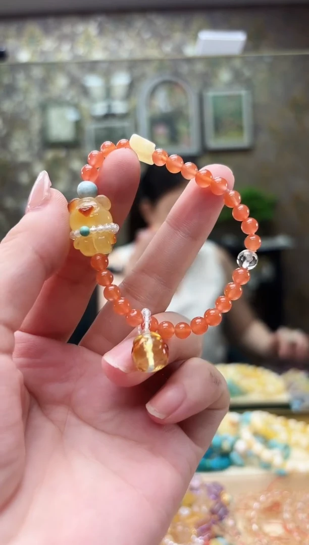 未镶嵌琥珀手串小熊