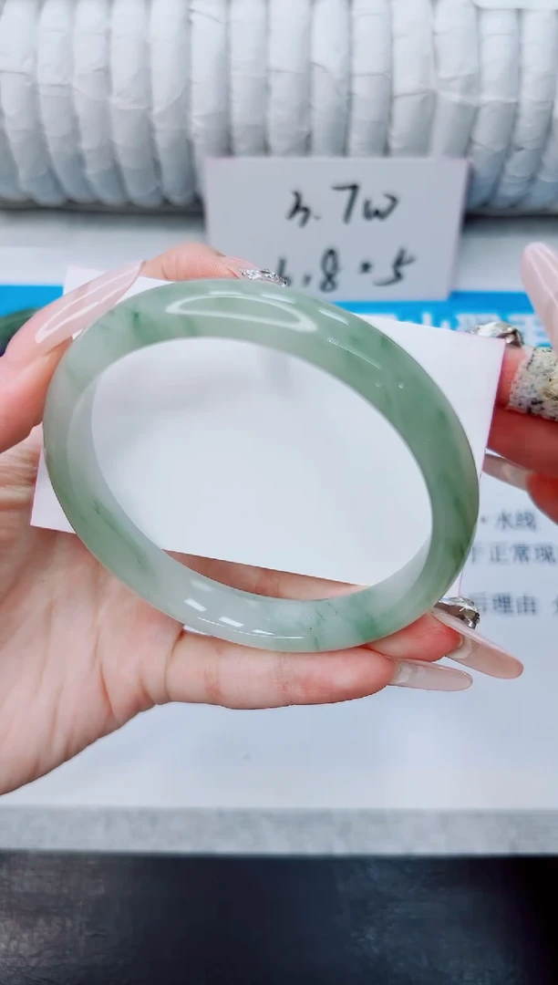 石英质玉手镯未镶嵌362/64.4