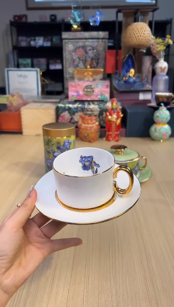 139梵高鸢尾杯碟（矮）