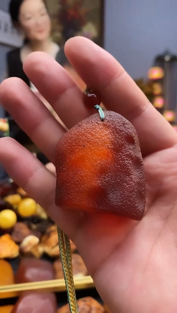 琥珀颈饰未镶嵌窈*挂件